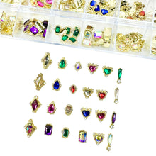 Load image into Gallery viewer, Mixed Crystals and Gold Charm #1 - HYBA BEAUTY