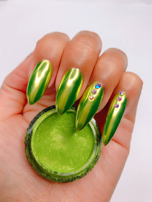 St Patrick's Day Green Chrome Nails💚🍀 | Chic nails, Emerald nails, Chrome  nails